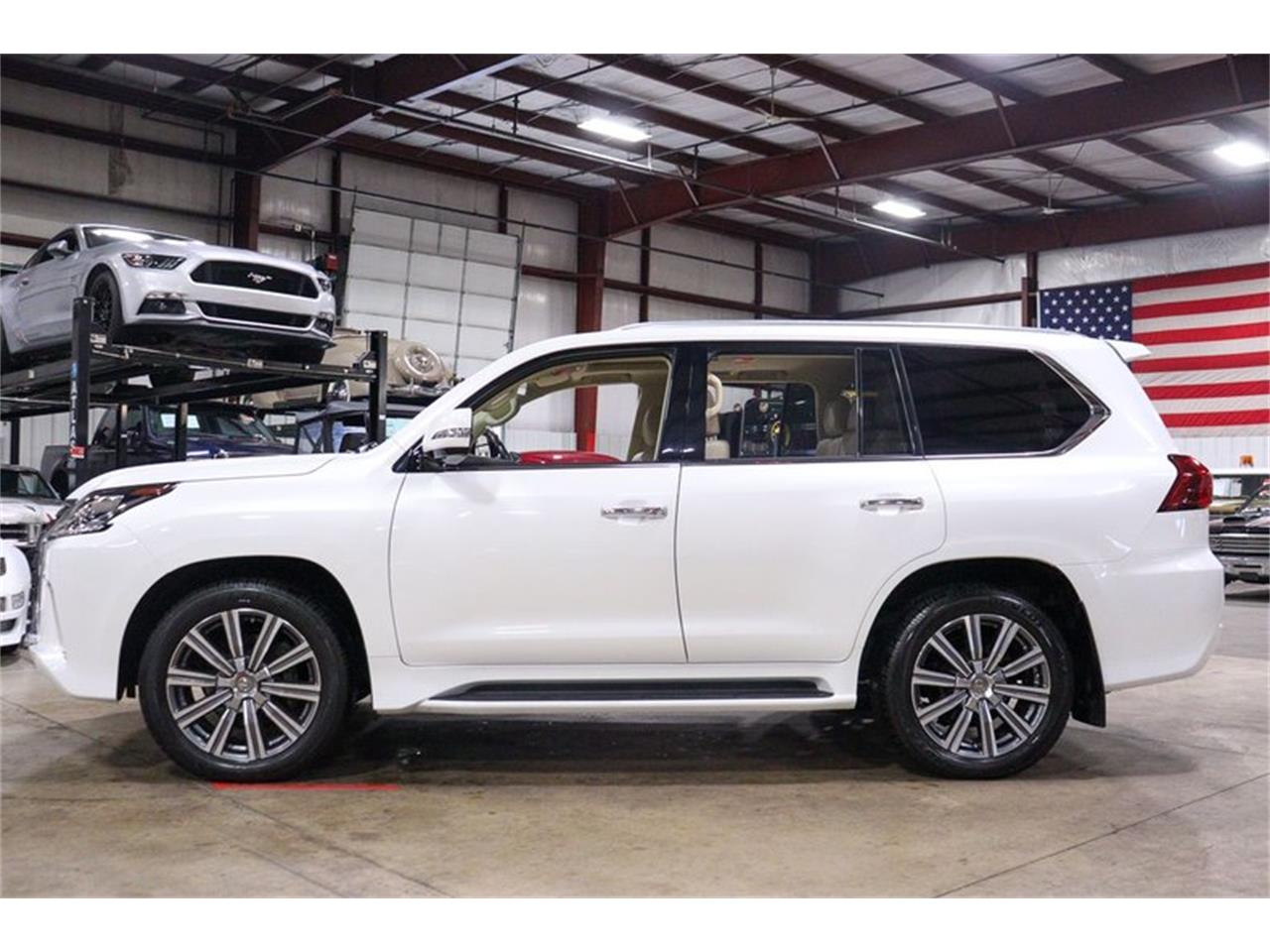 2016 Lexus LX570 Luxury